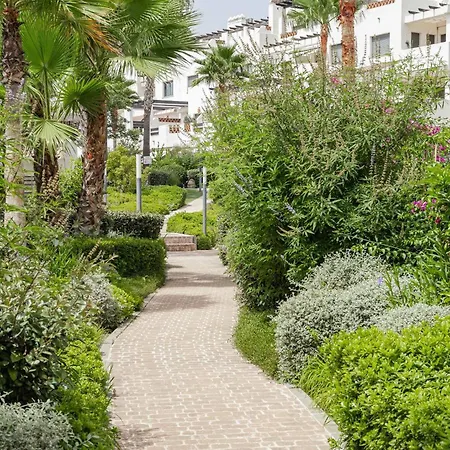شقة Duplex Penthouse In Sunset Golf With Pool - Sunset Golf 12 إِستيبونا